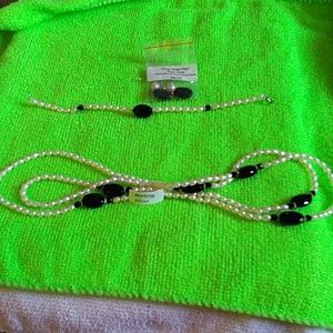 Ladies 3 piece Necklace Set